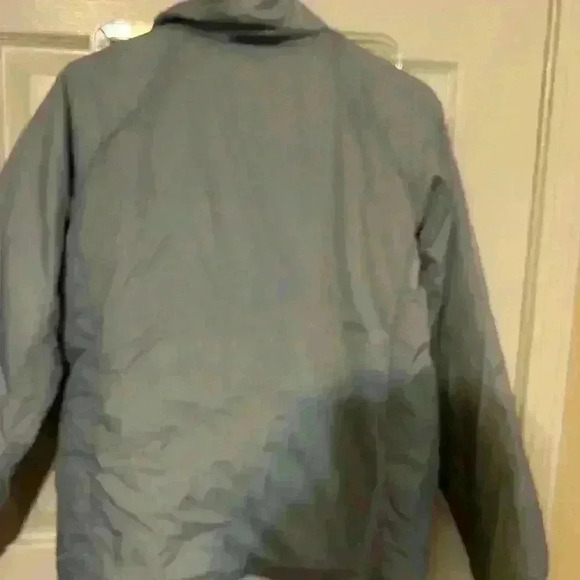 Blue Medium NorthFace Puffer Jacket Coat Women’s - Picture 6 of 6